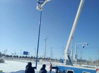 22米高空作业车顺利抵达新疆